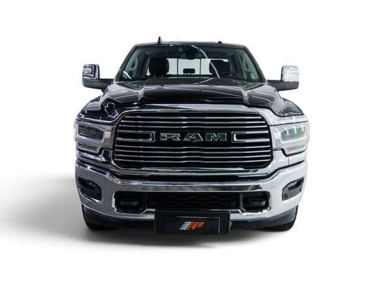 RAM-2500-6.7 I6 TURBO DIESEL LARAMIE CD 4X4 AUTOMÁTICO RAM-2500-2023