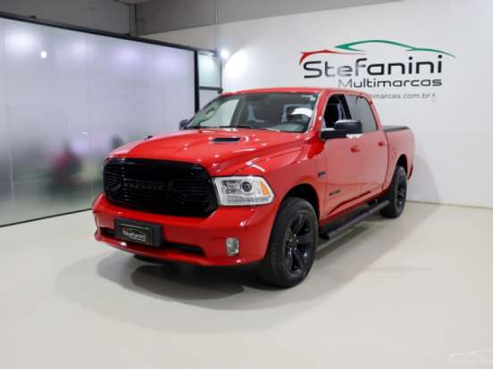 RAM-CLASSIC-5.7 V8 GASOLINA LARAMIE NIGHT EDITION CD 4X4 AUTOMÁTICO RAM-CLASSIC-2022