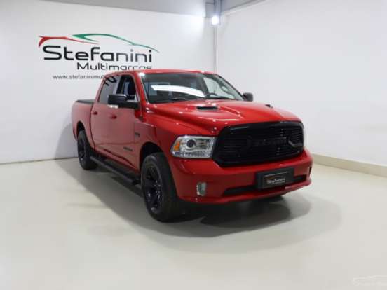 RAM-CLASSIC-5.7 V8 GASOLINA LARAMIE NIGHT EDITION CD 4X4 AUTOMÁTICO RAM-CLASSIC-2022
