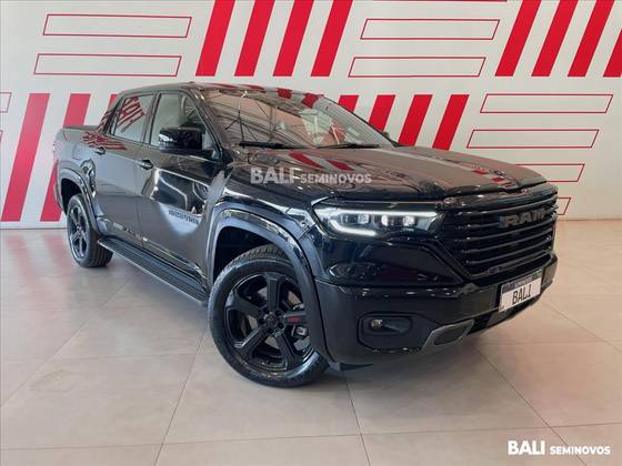 RAM RAMPAGE 2.0 HURRICANE 4 TURBO GASOLINA R/T 4X4 AUTOMÁTICO