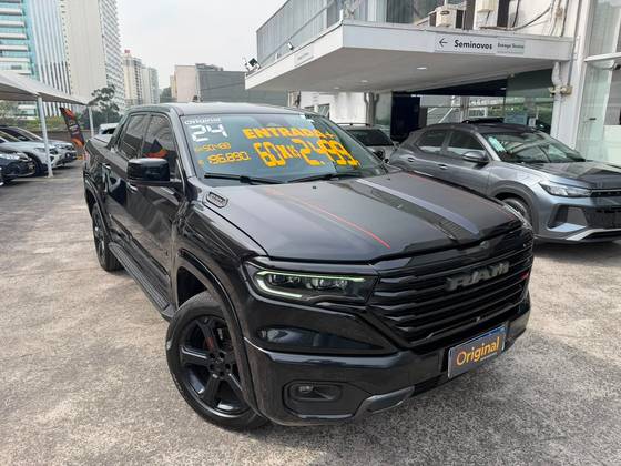 RAM RAMPAGE 2.0 HURRICANE 4 TURBO GASOLINA R/T 4X4 AUTOMÁTICO