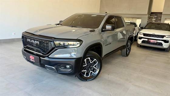 RAM RAMPAGE 2.0 HURRICANE 4 TURBO GASOLINA REBEL 4X4 AUTOMÁTICO