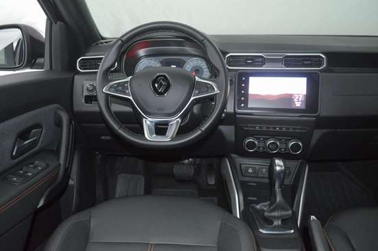 RENAULT-DUSTER-2025