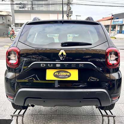 RENAULT-DUSTER-2023
