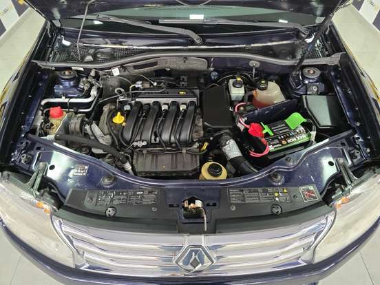 RENAULT-DUSTER-2012