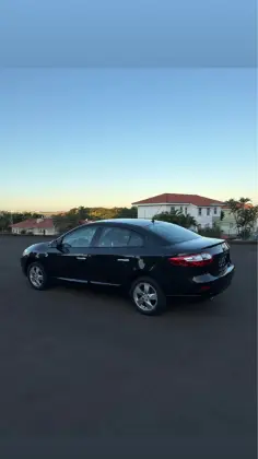 RENAULT FLUENCE 2.0 DYNAMIQUE 16V FLEX 4P MANUAL RENAULT FLUENCE 2.0 DYNAMIQUE 16V FLEX 4P MANUAL
