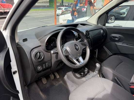 RENAULT-KANGOO-2024