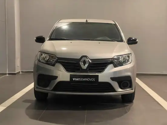 RENAULT-LOGAN-2024