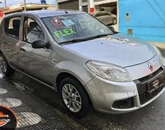 RENAULT SANDERO 1.0 AUTHENTIQUE 16V FLEX 4P MANUAL RENAULT SANDERO 1.0 AUTHENTIQUE 16V FLEX 4P MANUAL