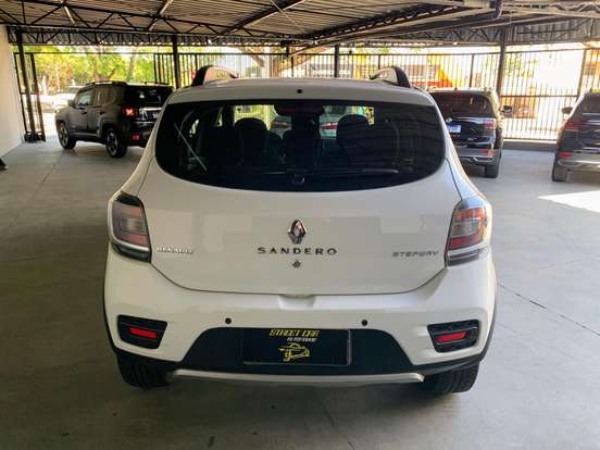 RENAULT-SANDERO-1.6 STEPWAY 8V FLEX 4P MANUAL RENAULT-SANDERO-2016