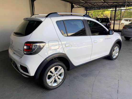 RENAULT-SANDERO-1.6 STEPWAY 8V FLEX 4P MANUAL RENAULT-SANDERO-2016