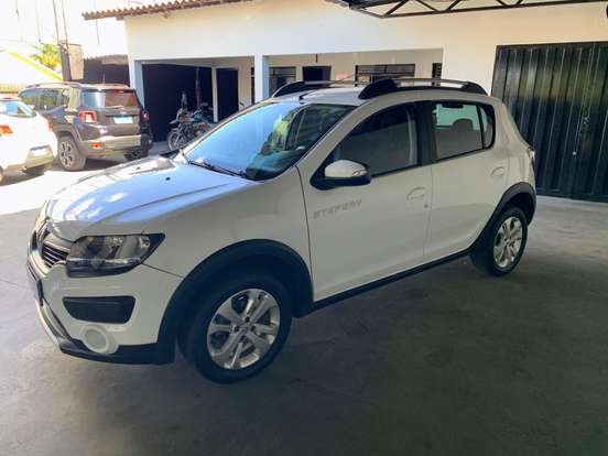 RENAULT-SANDERO-1.6 STEPWAY 8V FLEX 4P MANUAL RENAULT-SANDERO-2016