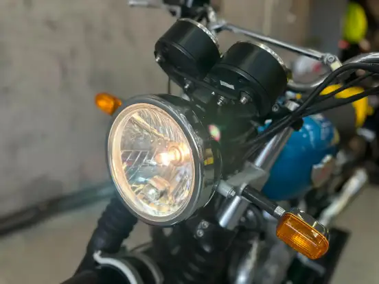 ROYAL ENFIELD-INTERCEPTOR-2021