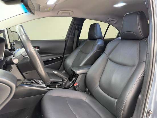 TOYOTA-COROLLA-2021