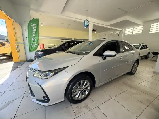 TOYOTA-COROLLA-2025