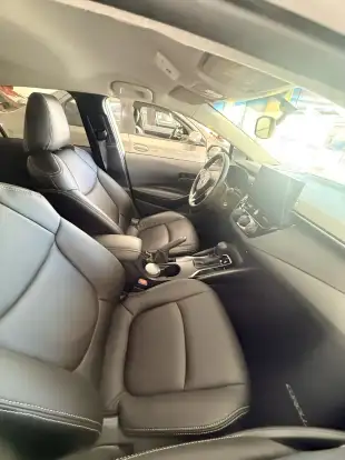 TOYOTA-COROLLA-2025