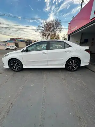 TOYOTA-COROLLA-2017
