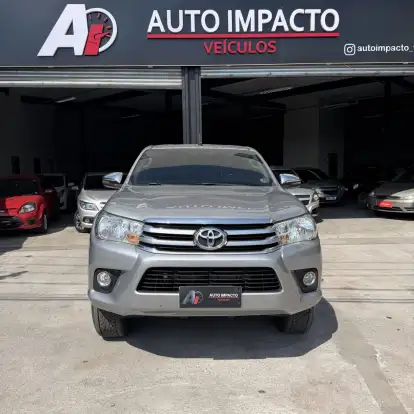 TOYOTA-HILUX-2017