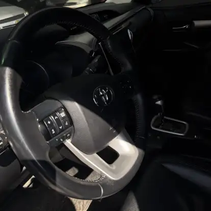 TOYOTA-HILUX-2017