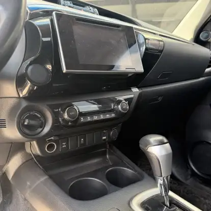 TOYOTA-HILUX-2017
