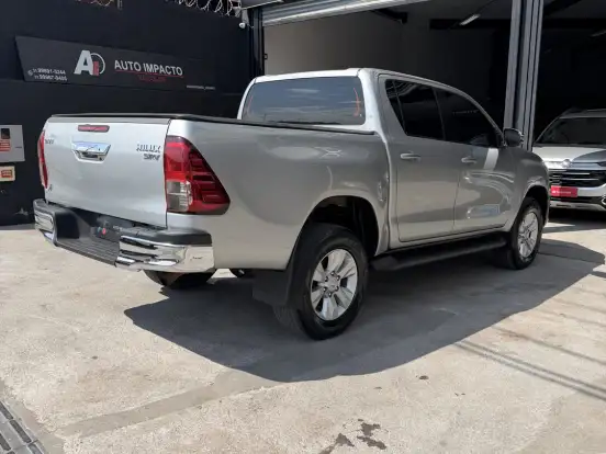 TOYOTA-HILUX-2.8 SRV 4X4 CD 16V DIESEL 4P AUTOMÁTICO TOYOTA-HILUX-2017