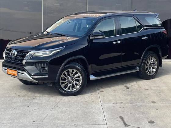 TOYOTA HILUX 2.7 VVT-i FLEX CD SR 4X2 AUTOMÁTICO