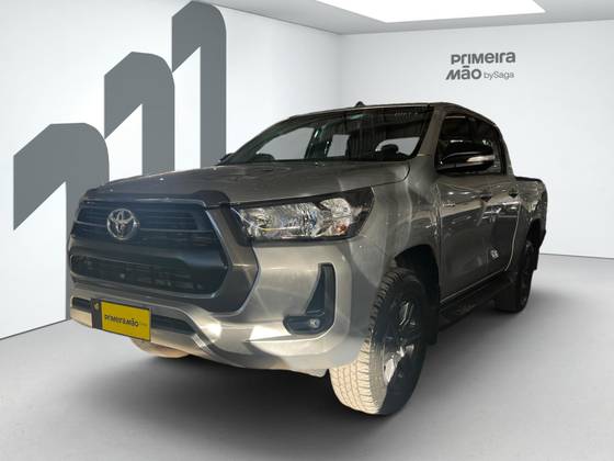 TOYOTA HILUX 2.8 D-4D TURBO DIESEL CD SR 4X4 AUTOMÁTICO