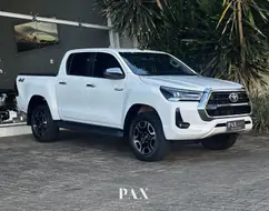 TOYOTA HILUX 2.8 D-4D TURBO DIESEL CD SRV 4X4 AUTOMÁTICO TOYOTA HILUX 2.8 D-4D TURBO DIESEL CD SRV 4X4 AUTOMÁTICO
