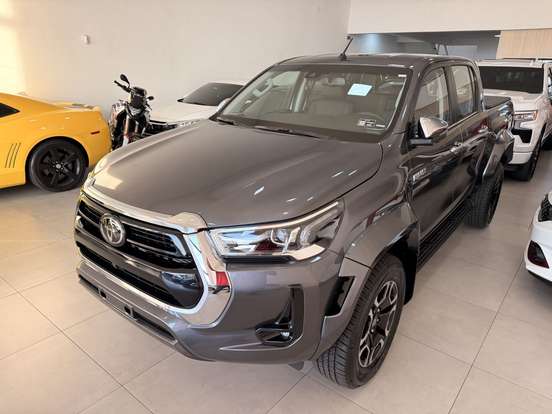 TOYOTA-HILUX-2.8 D-4D TURBO DIESEL CD SRX PLUS 4X4 AUTOMÁTICO TOYOTA-HILUX-2026