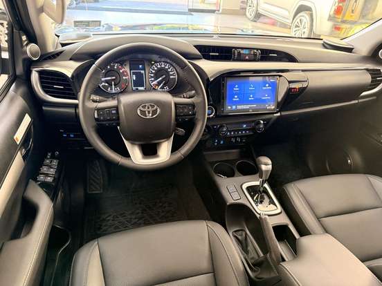 TOYOTA-HILUX-2.8 D-4D TURBO DIESEL CD SRX PLUS 4X4 AUTOMÁTICO TOYOTA-HILUX-2026