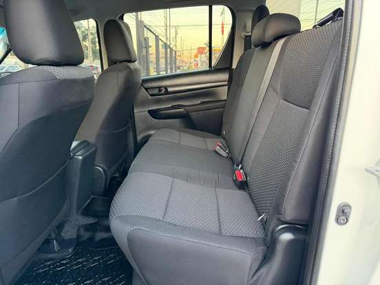 TOYOTA-HILUX-2.8 POWER PACK 4X4 CD 16V DIESEL 4P MANUAL TOYOTA-HILUX-2020