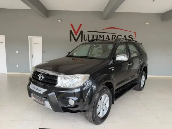TOYOTA HILUX SW4 2.7 SR 4X2 16V GASOLINA 4P AUTOMÁTICO