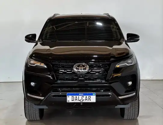 TOYOTA-HILUX SW4-2.8 D-4D TURBO DIESEL SRX 7L 4X4 AUTOMÁTICO TOYOTA-HILUX SW4-2022