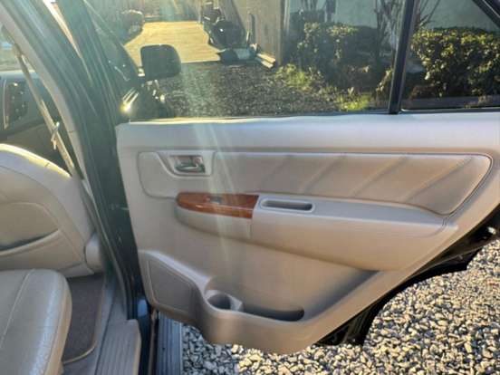 TOYOTA-HILUX SW4-2010