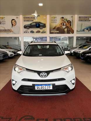 TOYOTA-RAV4-2018
