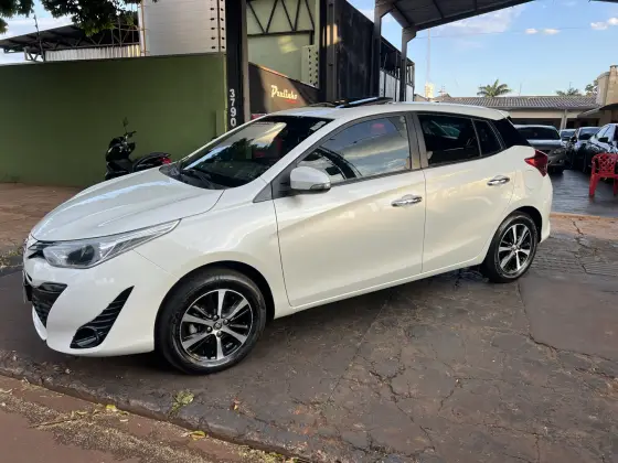 TOYOTA YARIS 1.5 16V FLEX XLS MULTIDRIVE TOYOTA YARIS 1.5 16V FLEX XLS MULTIDRIVE