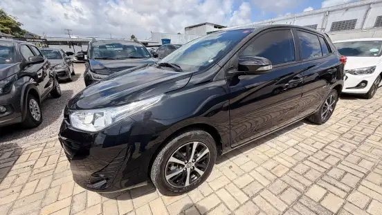 TOYOTA-YARIS-2019