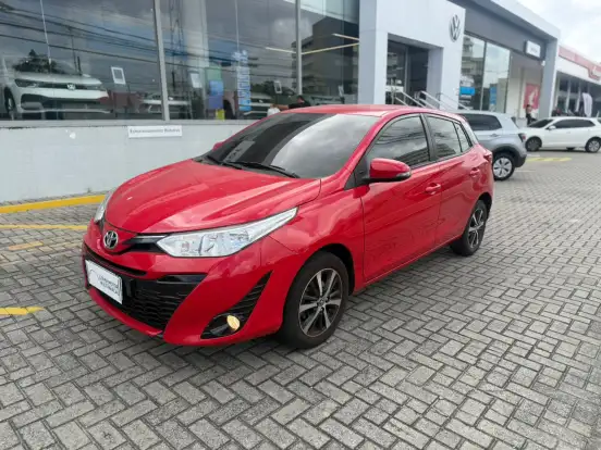 TOYOTA-YARIS-2018
