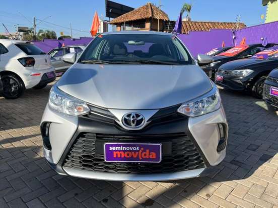 TOYOTA-YARIS-2024