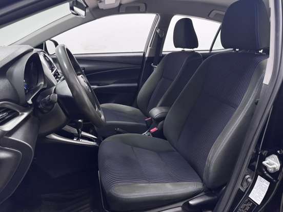 TOYOTA-YARIS-1.5 16V FLEX SEDAN XL PLUS TECH MULTIDRIVE TOYOTA-YARIS-2019