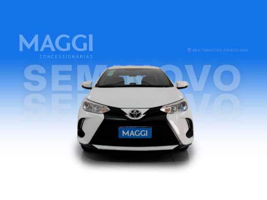 TOYOTA-YARIS-2024