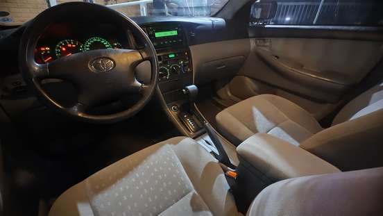 TOYOTA-COROLLA-2006