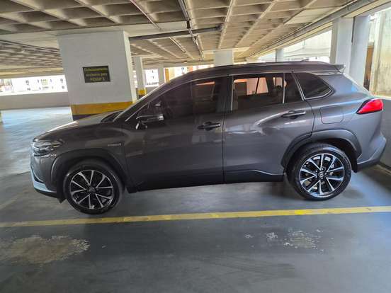 TOYOTA-COROLLA CROSS-2021