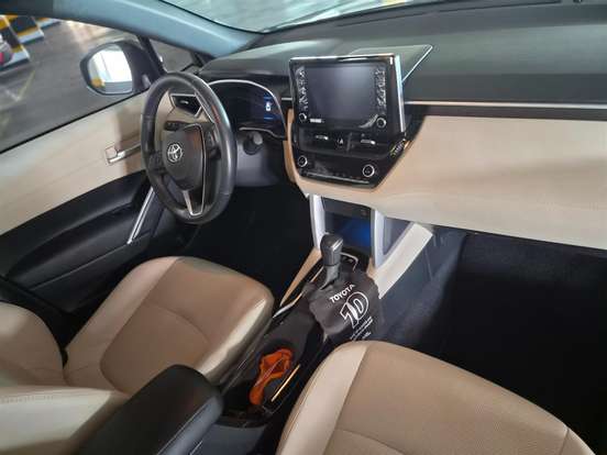 TOYOTA-COROLLA CROSS-2021