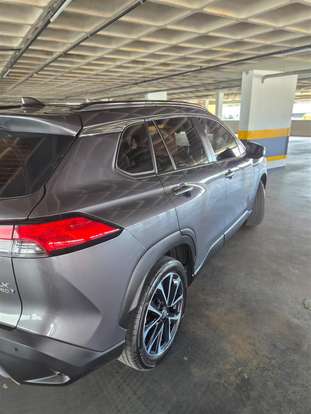TOYOTA-COROLLA CROSS-2021