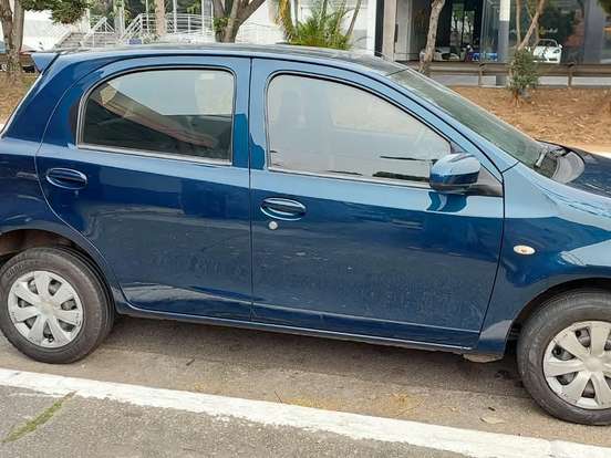 TOYOTA-ETIOS-1.3 X 16V FLEX 4P MANUAL TOYOTA-ETIOS-2015