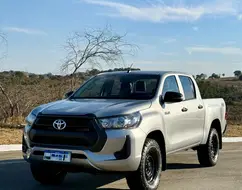 TOYOTA HILUX 2.8 D-4D TURBO DIESEL CD POWER PACK 4X4 MANUAL TOYOTA HILUX 2.8 D-4D TURBO DIESEL CD POWER PACK 4X4 MANUAL