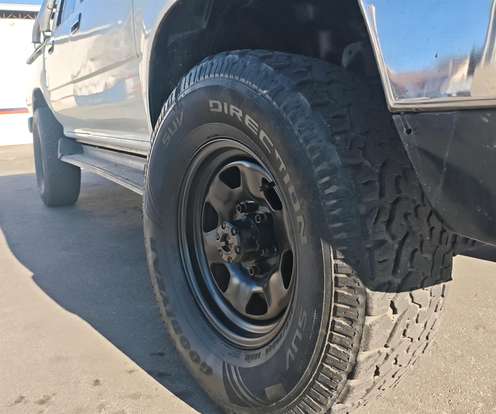 TOYOTA-HILUX-2.8 SR5 4X4 CD 8V DIESEL 4P MANUAL TOYOTA-HILUX-2000