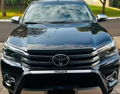 TOYOTA HILUX 2.8 SRX 4X4 CD 16V DIESEL 4P AUTOMÁTICO TOYOTA HILUX 2.8 SRX 4X4 CD 16V DIESEL 4P AUTOMÁTICO