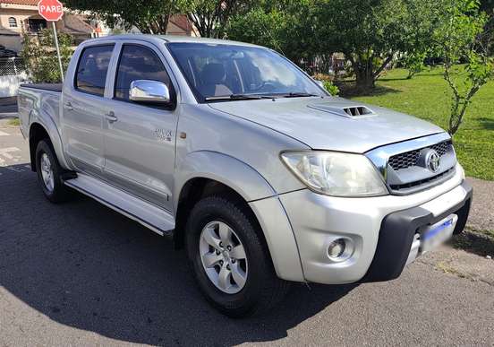 TOYOTA-HILUX SW4-3.0 SRV 4X4 16V TURBO INTERCOOLER DIESEL 4P MANUAL TOYOTA-HILUX SW4-2010